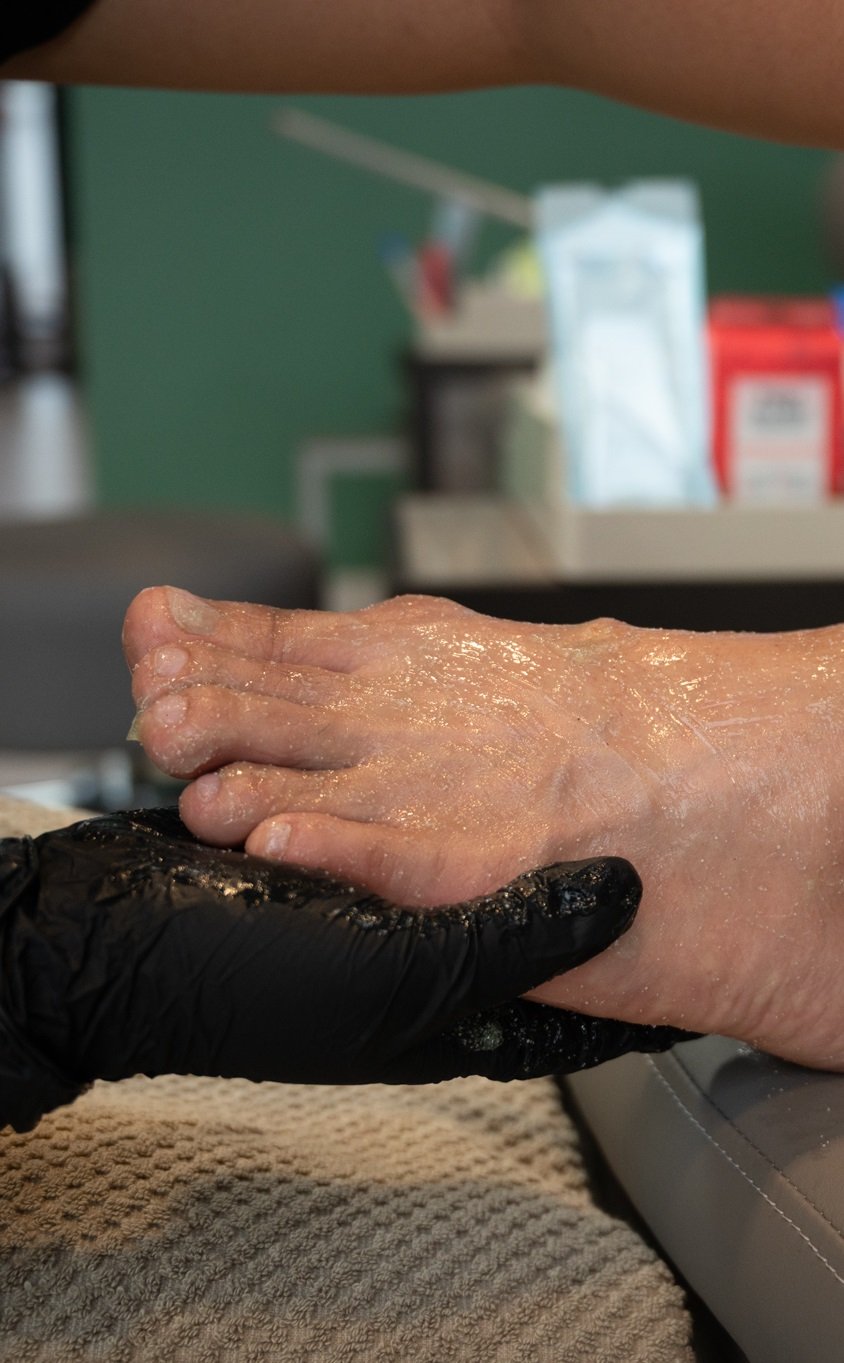Pedicure verzorging Paramaribo: gezonde voeten bij Gaby April Beauty Clinic